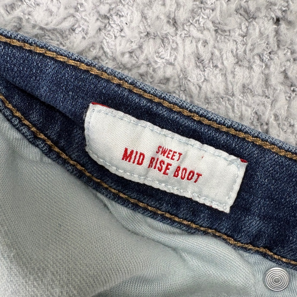 Lucky Brand Jeans Womens 6/28 Blue Sweet Mid Rise Boot Cut Dark Wash Stretch - Picture 7 of 11